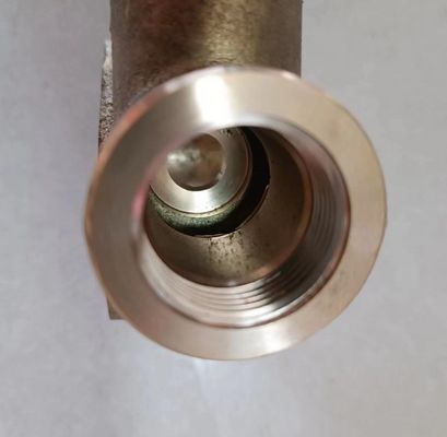 Auf Wunsch hochpräzise Metall Kupfer Messing Teile Gießmaschinenbearbeitung mit Oberflächenbehandlung